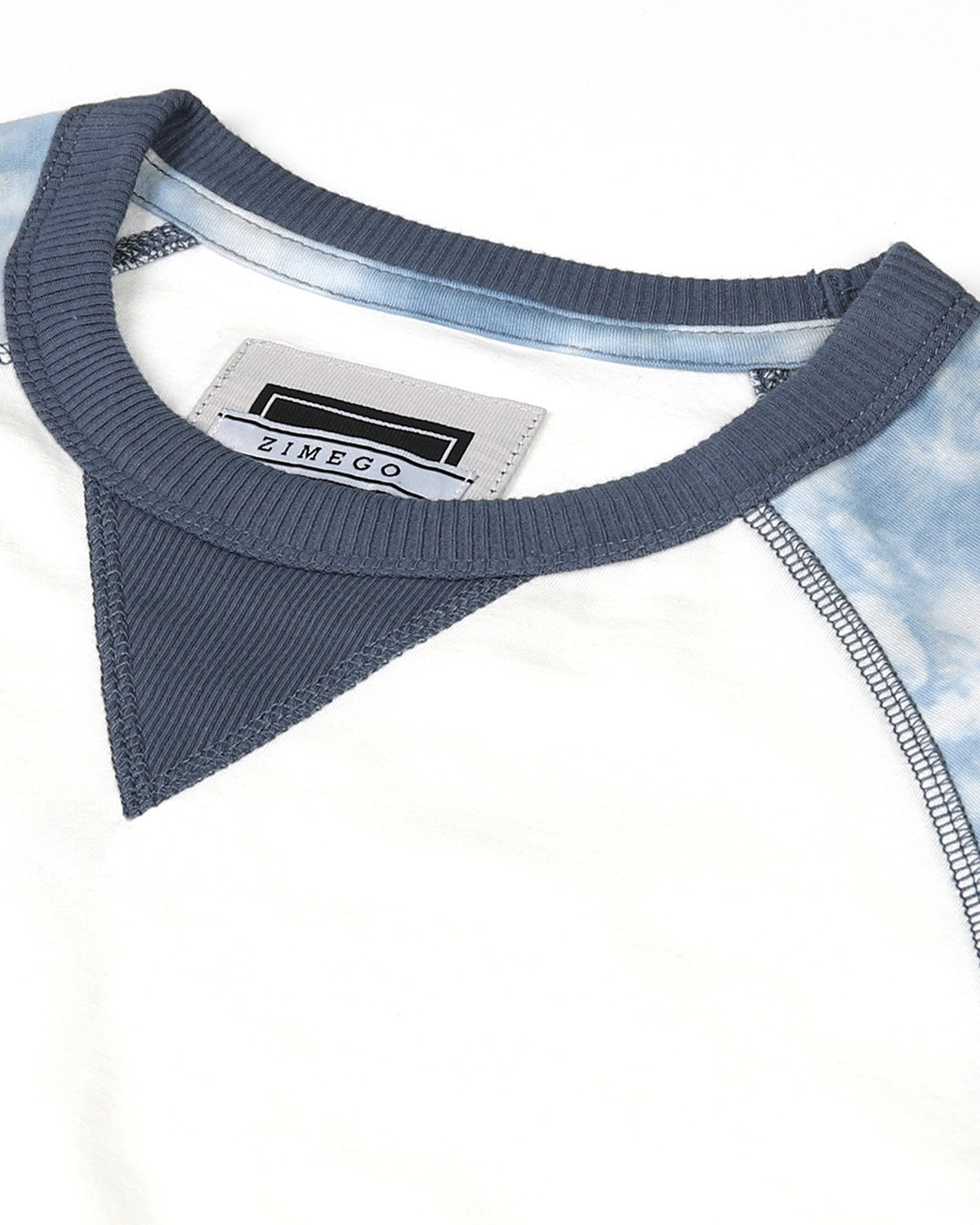 Mens Long Sleeve Tie Dye Modern Fit Stretch Contrast Raglan Casual Crew Neck T-Shirts close-up of collar and label