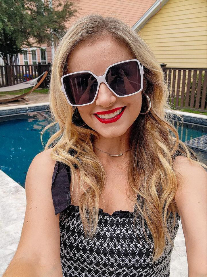 LADYBOSS SUNGLASSES - GLAMOURS (White)