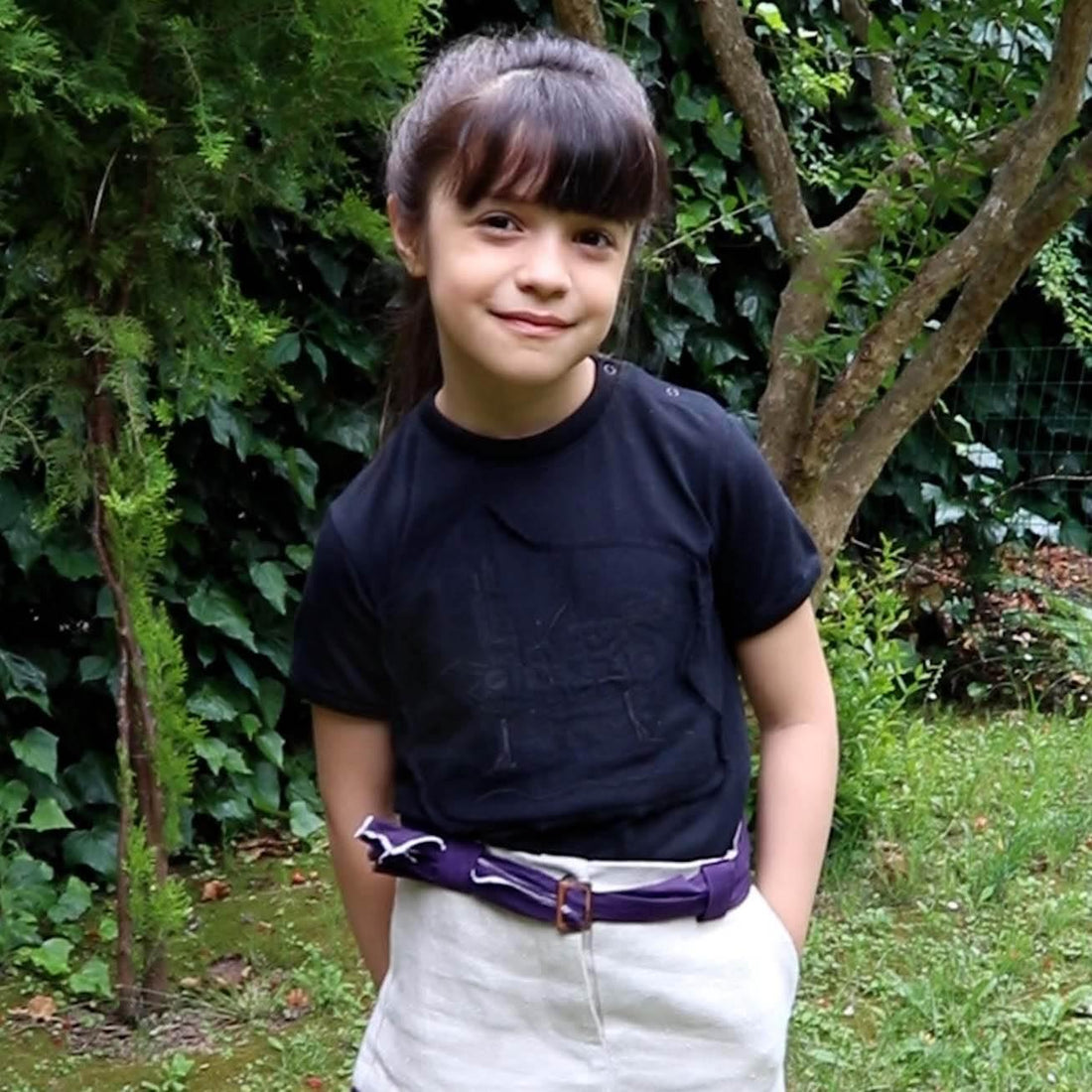 organic kids black t-shirt