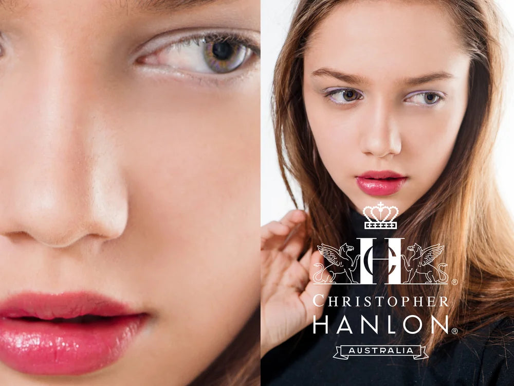 WOMEN ANTI ÂGE SKINCARE + PERFUME | Normal + Norm -Dry. Close-up of a model with soft skin and radiant lips.