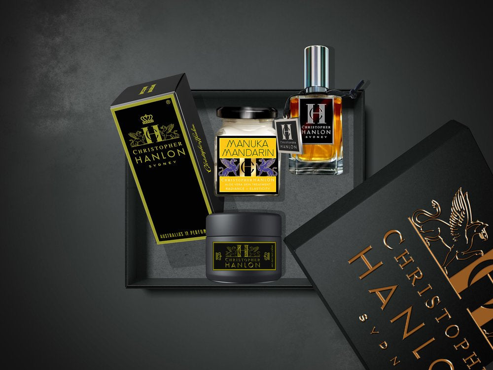 WOMEN ANTI ÂGE SKINCARE + PERFUME | Normal + Norm - Oily luxury gift set by CHRISTOPHER HANLON®.